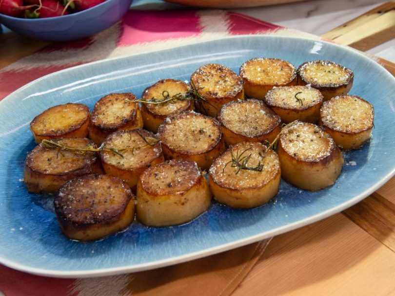 Voici une nouvelle façon de préparer les pommes de terre les plus savoureuses – la recette est devenue virale