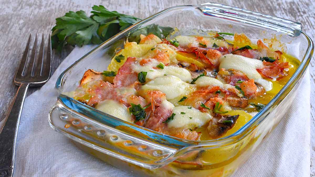 Gratin aux pommes de terre et aux champignons