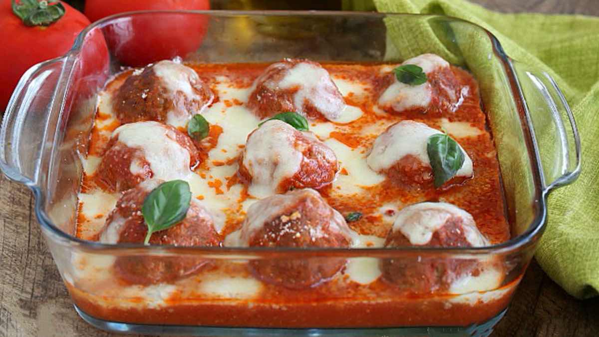 Boulettes de viande à la tomate et à la mozzarella