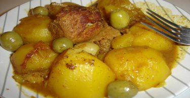 Ragoût de pommes de terre (facile, rapide)